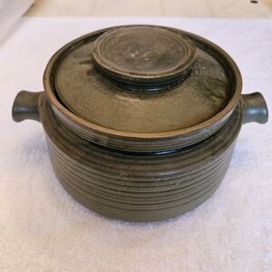 Stoneware Covered Casserole in Olive Green